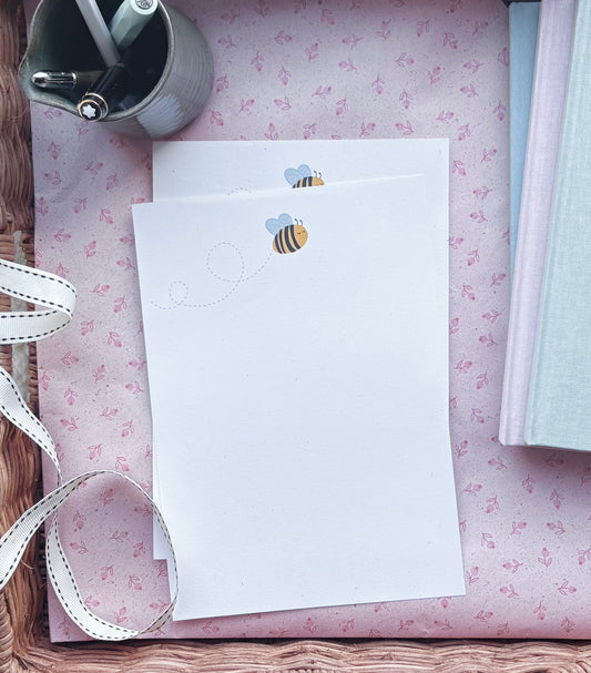 Notepaper Set - Zipping Bumblebee
