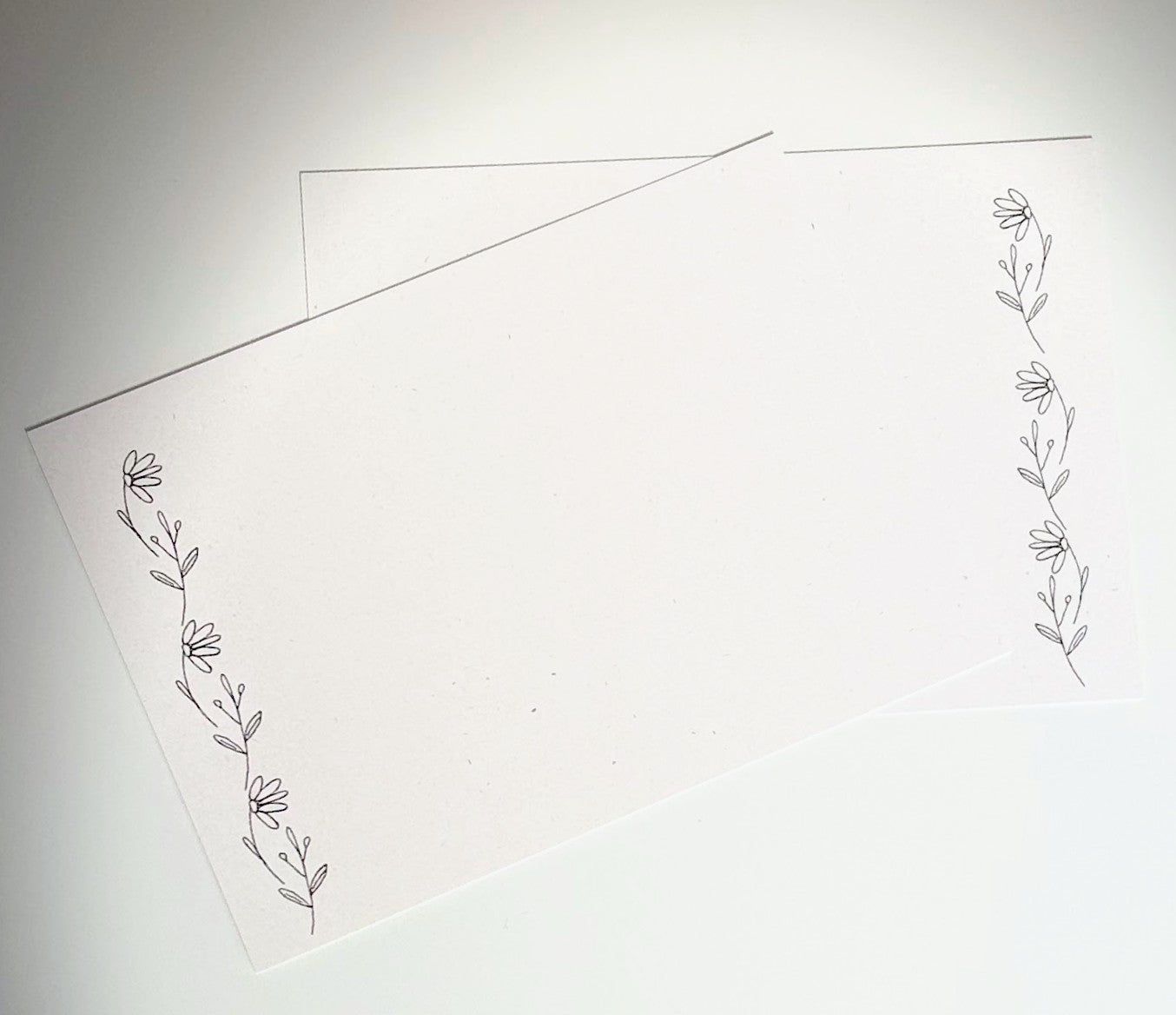 Monochrome Wildflower Flat Cards - Pack of 12